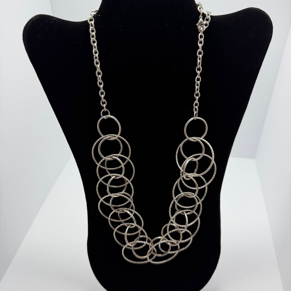 Multi Ring Bib Necklace Womens 32" Interlocking Circles Silver Tone - Picture 1 of 4